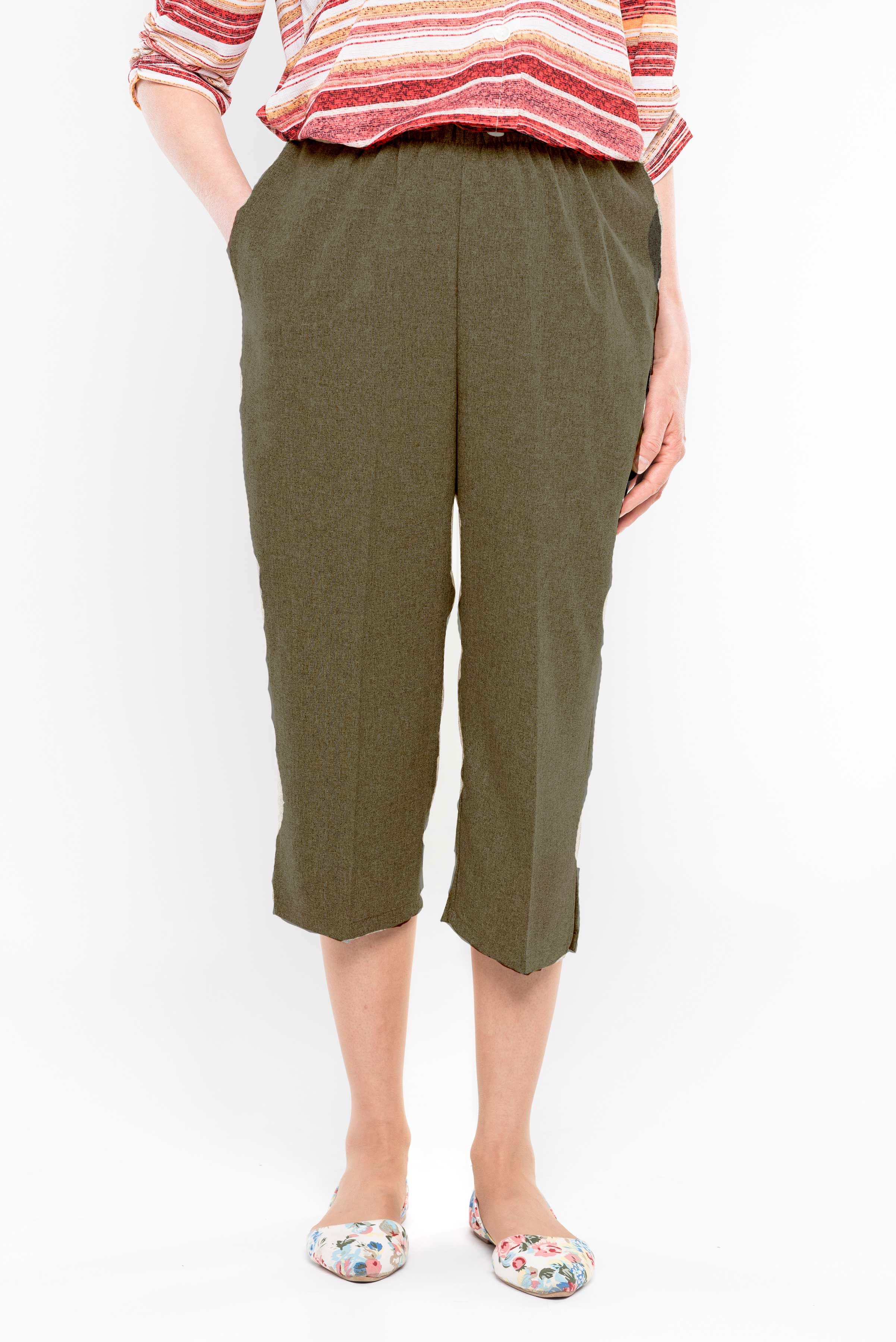 Adaptive Capris for Women
