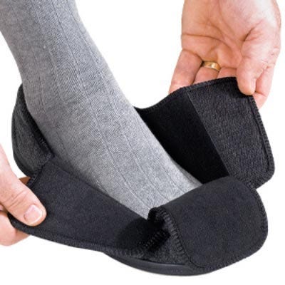 Men’s Slippers with Easy Closures – Adjustable Fit (Regular to Extra Wide)