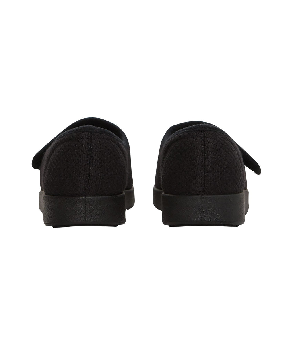 Women’s Easy-Close Sandals – Adjustable Fit (Regular to Extra Wide)