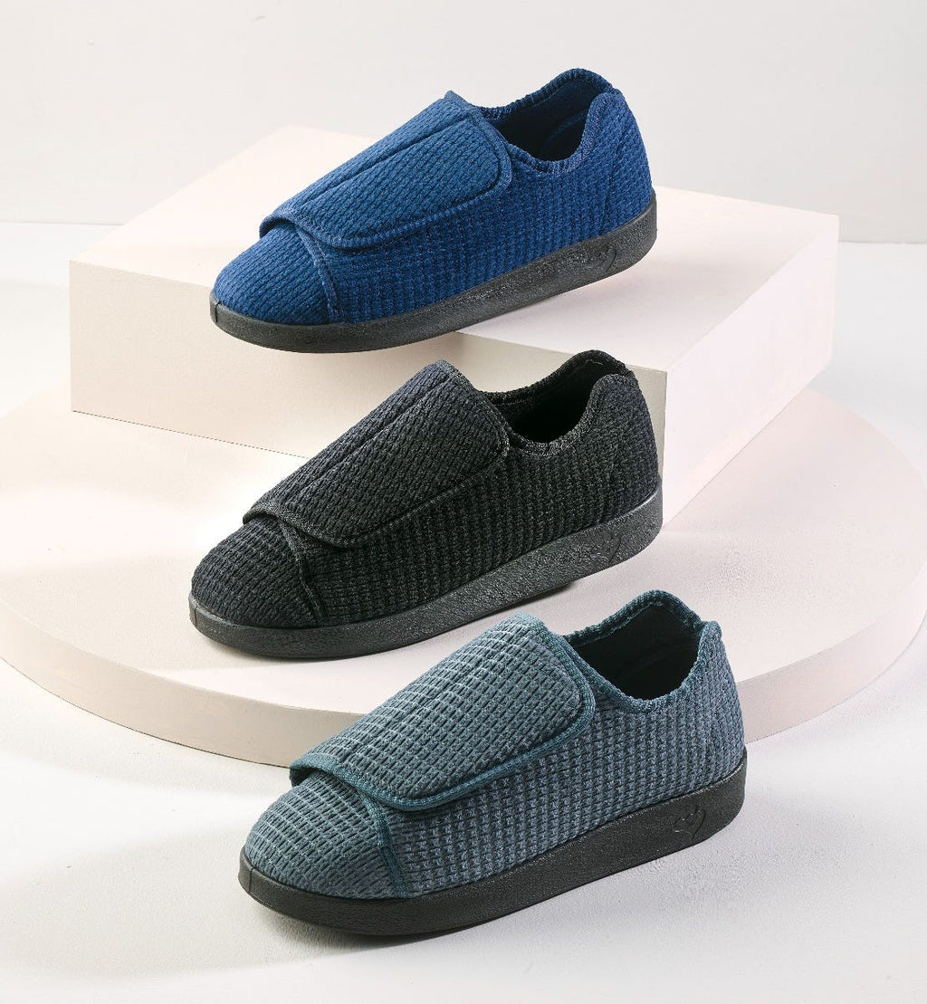 Men’s Slippers with Easy Closures – Adjustable Fit (Regular to Extra Wide)