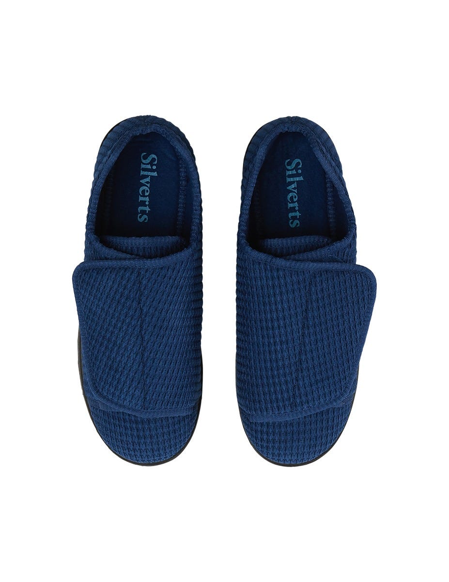 Men’s Slippers with Easy Closures – Adjustable Fit (Regular to Extra Wide)